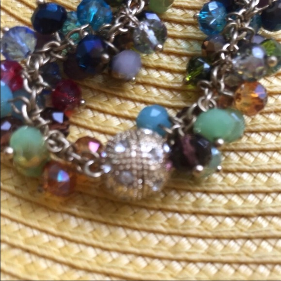 3 beautiful neclaces. - Picture 5 of 7